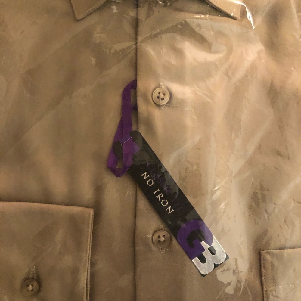 NWT. Price drop. Men’s dress shirt